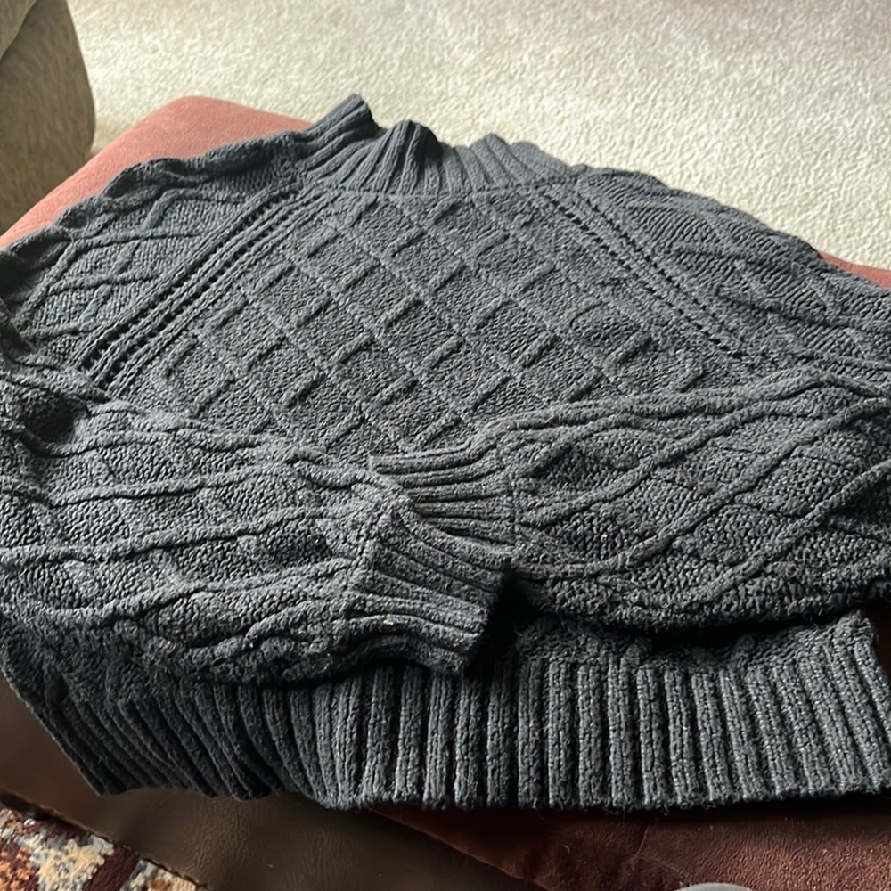 Black Turtleneck sweater